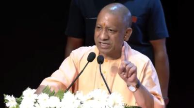 सीतापुर में सीएम योगी का एक्शन, चौकी इंचार्ज निलंबित, एसएचओ के खिलाफ