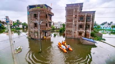 ओडिशा में बाढ़ के हालात गंभीर, 2.7 लाख से ज्‍यादा लोग प्रभावित, 95,206 लोगों को सुरक्षित जगहों पर पहुंचाया गया