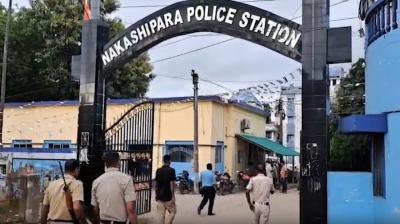 पश्चिम बंगाल: कांग्रेस नेता और बेटे की हत्या में टीएमसी से जुड़ी