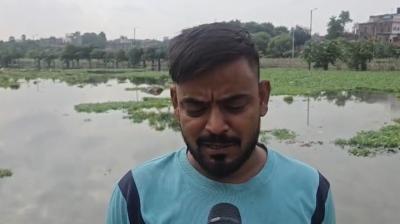 वाराणसी में गंगा की सहायक वरुण नदी उफान पर, निचले इलाकों में घुसा पानी, लोग परेशान