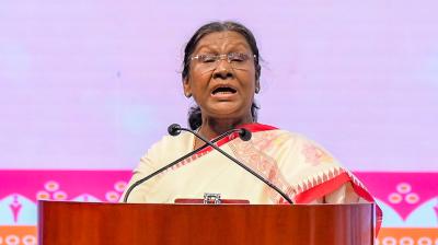 राष्ट्रपति ने गवर्नर सीवी आनंद बोस का इस्तीफा किया स्वीकार, कई राज्यों में बदले गए राज्यपाल-उपराज्यपाल