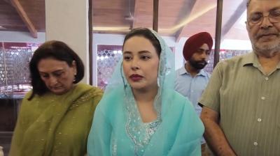 'कानूनी कार्रवाई झेलने को तैयार रहें आरोपी', रेप रिश्वत कांड पर बोलीं