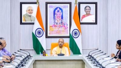 उत्तर प्रदेश में प्रशासनिक फेरबदल, 17 आईएएस अधिकारियों के तबादले