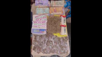 असम के डिब्रूगढ़ में पुलिस की कार्रवाई, 966 ग्राम गांजा के साथ ड्रग्स