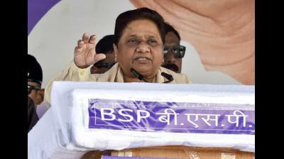 मायावती का ऐलान, यूपी समेत तीन राज्यों में अकेले दम पर चुनाव लड़ेगी