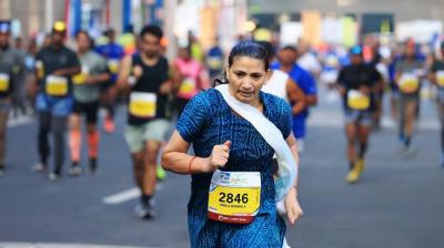 58 की उम्र में भी दौड़ का जुनून, 100 से ज्यादा रेस पूरी कर चुकीं बिमला बनवाला