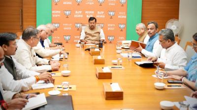 भाजपा मुख्यालय में महामंत्रियों की पहली बैठक, आगामी विधानसभा चुनावों पर मंथन