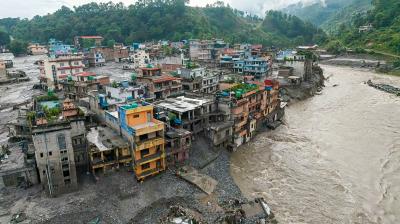 नेपाल में बाढ़ के बाद 290 भारतीय लापता: विदेश मंत्रालय