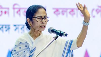 बंगाल एसआईआर: सीएम ममता बनर्जी का आरोप, कहा- जिंदा वोटर्स को मरा हुआ बताया गया