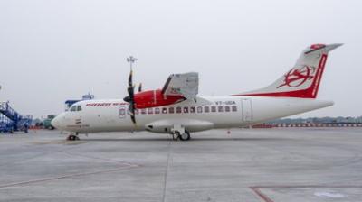 बिलासपुर एयरपोर्ट पर टला बड़ा हादसा; लैंडिंग के दौरान फटा एलायंस एयर विमान का टायर, सभी यात्री सुरक्षित