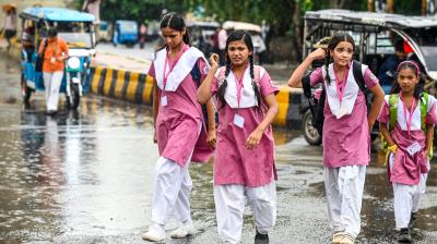 मानसून कमजोर पड़ते ही फिर बढ़ने लगी गर्मी, दिल्ली-एनसीआर में कई जगह खराब हुई हवा