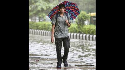 एनसीआर में फिर बदला मौसम का मिजाज, आज-कल बारिश के आसार; तापमान में