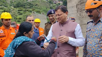 धराली आपदा से बना रिश्ता: अहमदाबाद की बहन ने सीएम धामी को भेजी राखी