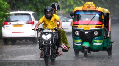 दिल्ली-एनसीआर में 4-5 सितंबर को भारी बारिश का येलो अलर्ट, तापमान में