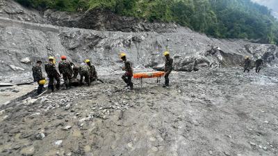 नेपाल बाढ़: 10 दिन से नींद और भूख खत्म, मन में थी घबराहट, जिंदा मिले