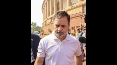 राहुल गांधी अपने खिलाफ विशेषाधिकार हनन प्रस्ताव के सवाल को लेकर पत्रकारों पर भड़के