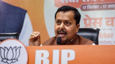 'समर्पित सेवा के 25 साल': भाजपा अध्यक्ष नितिन नवीन ने पीएम मोदी के