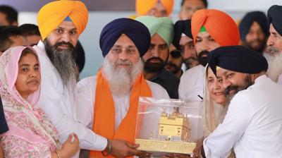 'भगवंत मान जनहित नहीं, लूटपाट के लिए कर रहे हरे पेन का इस्तेमाल',