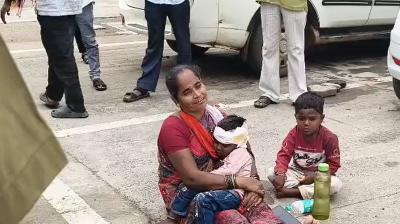महाराष्ट्र के भंडारा में खड़े ट्रक से टकराई बोलेरो, 3 बच्चों समेत 9