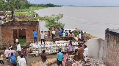 बाराबंकी में घाघरा का तांडव: हेतमापुर गांव में देखते ही देखते बह गए
