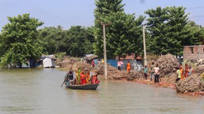 बिहार में 47.92 लाख लोग बाढ़ से प्रभावित, कई नदियां खतरे के निशान से
