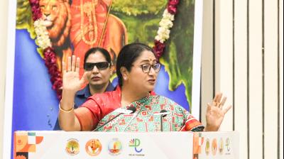 महिलाएं परंपरा की ही नहीं, बल्कि परिवर्तन की वाहिकाएं भी हैं: सीएम रेखा गुप्ता