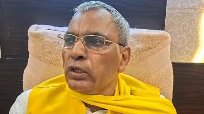 पार्टी के बाद शिवपाल से छिना लोहिया ट्रस्ट, अखिलेश यादव पर