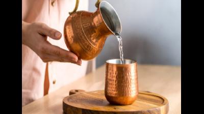 क्या सभी के लिए लाभकारी है ताम्रजल? जानें क्या कहता है आयुर्वेद