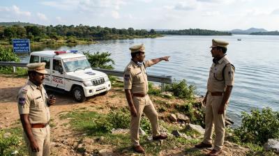 तेलंगाना में सनसनीखेज घटना: पिता ने तीन बेटियों को झील में फेंककर मार डाला