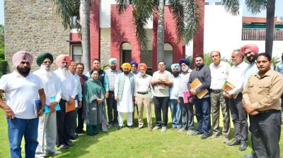 त्योहारों से पहले पंजाब सरकार का तोहफा, आठ लाख सरकारी कर्मचारियों और
