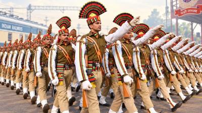 आरपीएफ स्थापना दिवस के अवसर पर केंद्रीय मंत्री गडकरी और सीएम योगी