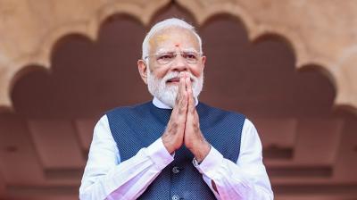 'धर्म मनुष्य को कल्याण और उन्नति के मार्ग पर अग्रसर करता है', पीएम