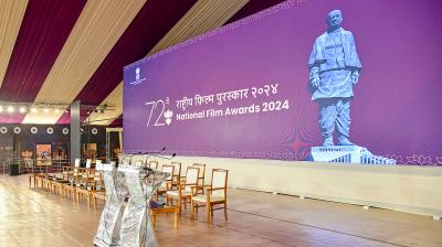 राष्ट्रपति मुर्मु गुजरात में 72वां राष्ट्रीय फिल्म पुरस्कार प्रदान