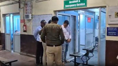 गुरुग्राम के सिविल हॉस्पिटल में लड़की पर फेंका एसिड, आरोपी युवती फरार