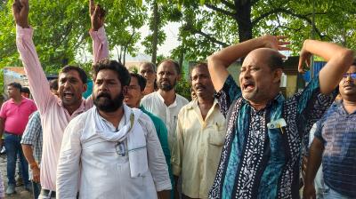 नंदीग्राम उपचुनाव : कांग्रेस उम्मीदवार मिलन प्रधान को कलकत्ता
