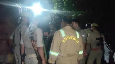आजमगढ़ में पत्नी, 2 पंडितों और बेटे को मारी गोली, पुलिस ने आरोपी को