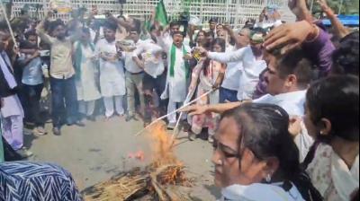 जमुई छात्रा बदसलूकी मामले को लेकर पटना में राजद महिला विंग का