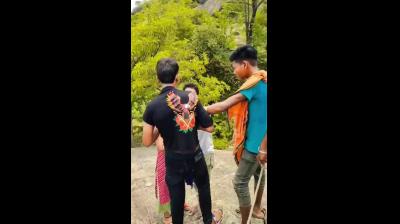 बिहार में लड़की से छेड़छाड़ का एक और वीडियो वायरल, जांच में जुटी पुलिस