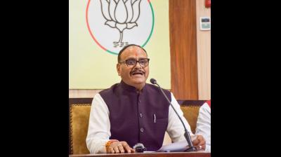दवा की पर्ची पर हिंदी को तरजीह दें डॉक्टर, मरीज से मातृभाषा में करें