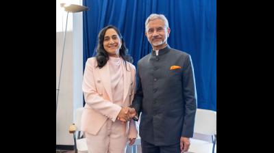 कनाडा की विदेश मंत्री से म‍िले जयशंकर, दोनों देशों के द्विपक्षीय