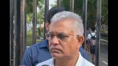 बंगाल: एआईटीएमसी विधायक कुणाल घोष की कार पर हमले को लेकर मंत्री दिलीप
