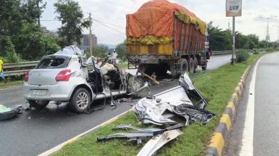 जमशेदपुर के मरीन ड्राइव हादसे में चार युवाओं की मौत के बाद सड़क