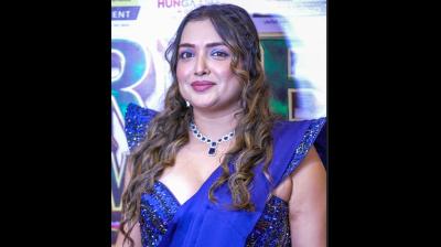 'बेचारे दिनेश परेशान हो गए हैं', निरहुआ संग डेटिंग की खबरों पर