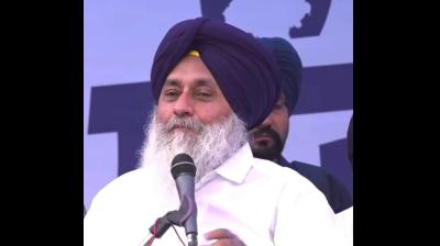 आप सरकार पंजाब में अपनी छवि चमकाने के लिए खर्च कर रही करोड़ों रुपए :