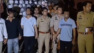 हापुड़ में मुठभेड़ के बाद पांच अपराधी गिरफ्तार, पुलिस ने 55 लाख के