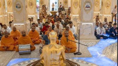 अबू धाबी के बीएपीएस हिंदू मंदिर में स्मित मच्छार के लिए विशेष