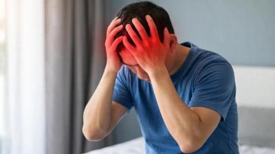 बार-बार चक्कर आना सिर्फ थकान नहीं, इन वजहों से भी घूम सकता है सिर