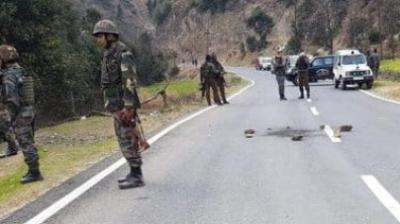 जम्मू-कश्मीर: नौशेरा में नियंत्रण रेखा पर घुसपैठ की कोशिश नाकाम, पाक समर्थित आतंकी ढेर