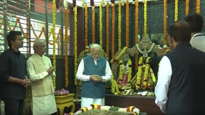 पीएम मोदी ने जलकंटेश्वर मंदिर में की पूजा-अर्चना, आईआईटी मद्रास के