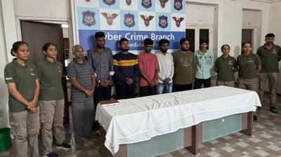 अश्लील पोस्ट, ब्लैकमेल: गुजरात पुलिस ने एक महीने में 9 एफआईआर दर्ज